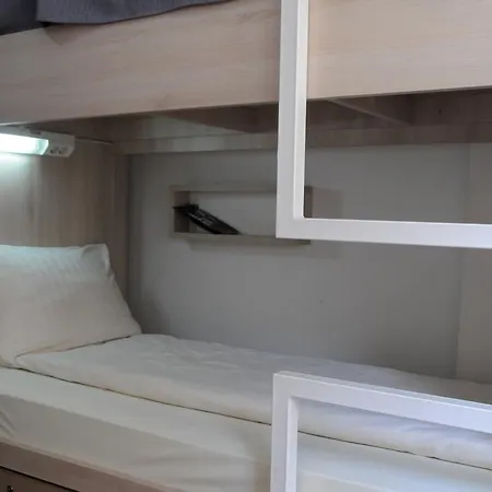 Appartement Rekord Hostel Skopje